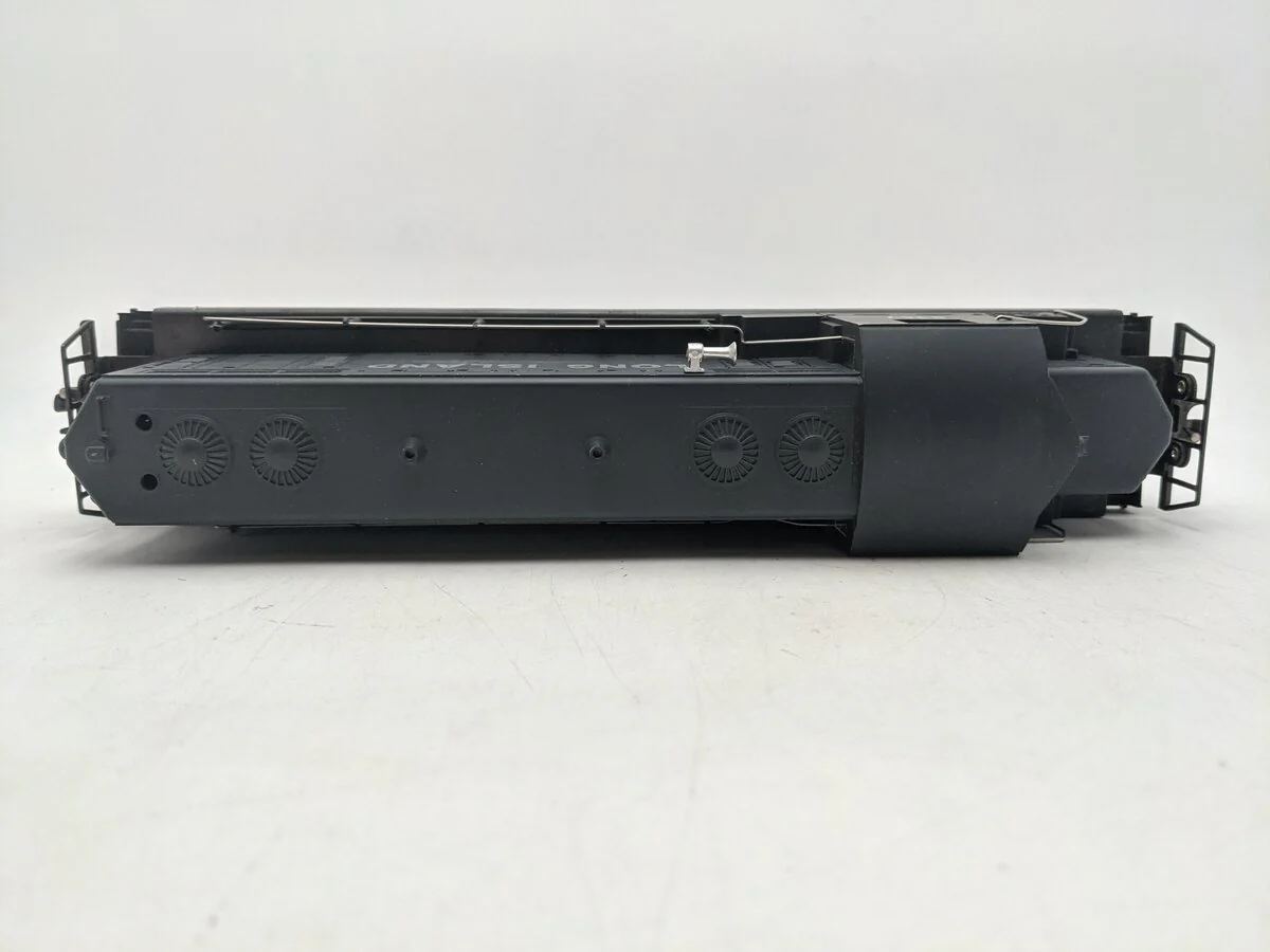 Lionel 6-8367 O Gauge Long Island GP20 Non-Powered Diesel Locomotive VG/Box - Image 3