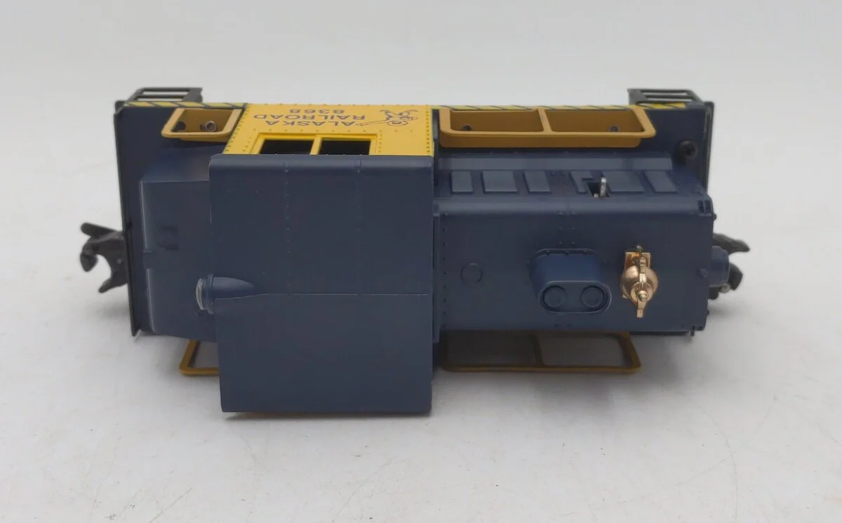 Lionel 6-8368 O Gauge Alaska RR Motorized Unit Diesel Locomotive LN - Image 3