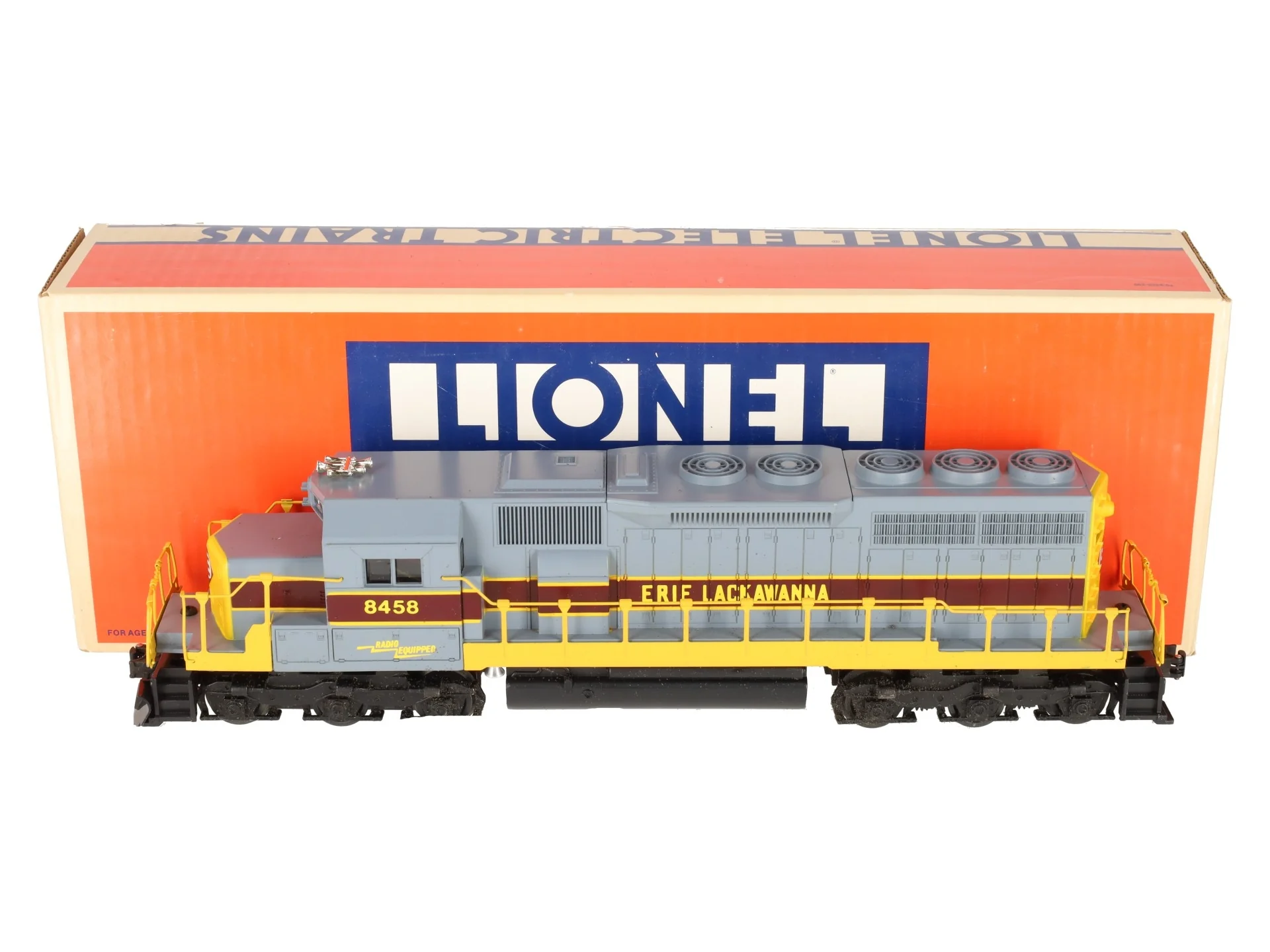 Lionel 6-8458 O Gauge Erie Lackawanna SD-40 Diesel Locomotive #8458 VG/Box