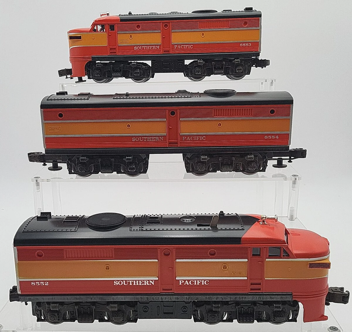 Lionel 6-8552 O Gauge Southern Pacific Alco A-B-A 3-Unit Diesel Locomotive Set EX/Box - Image 2