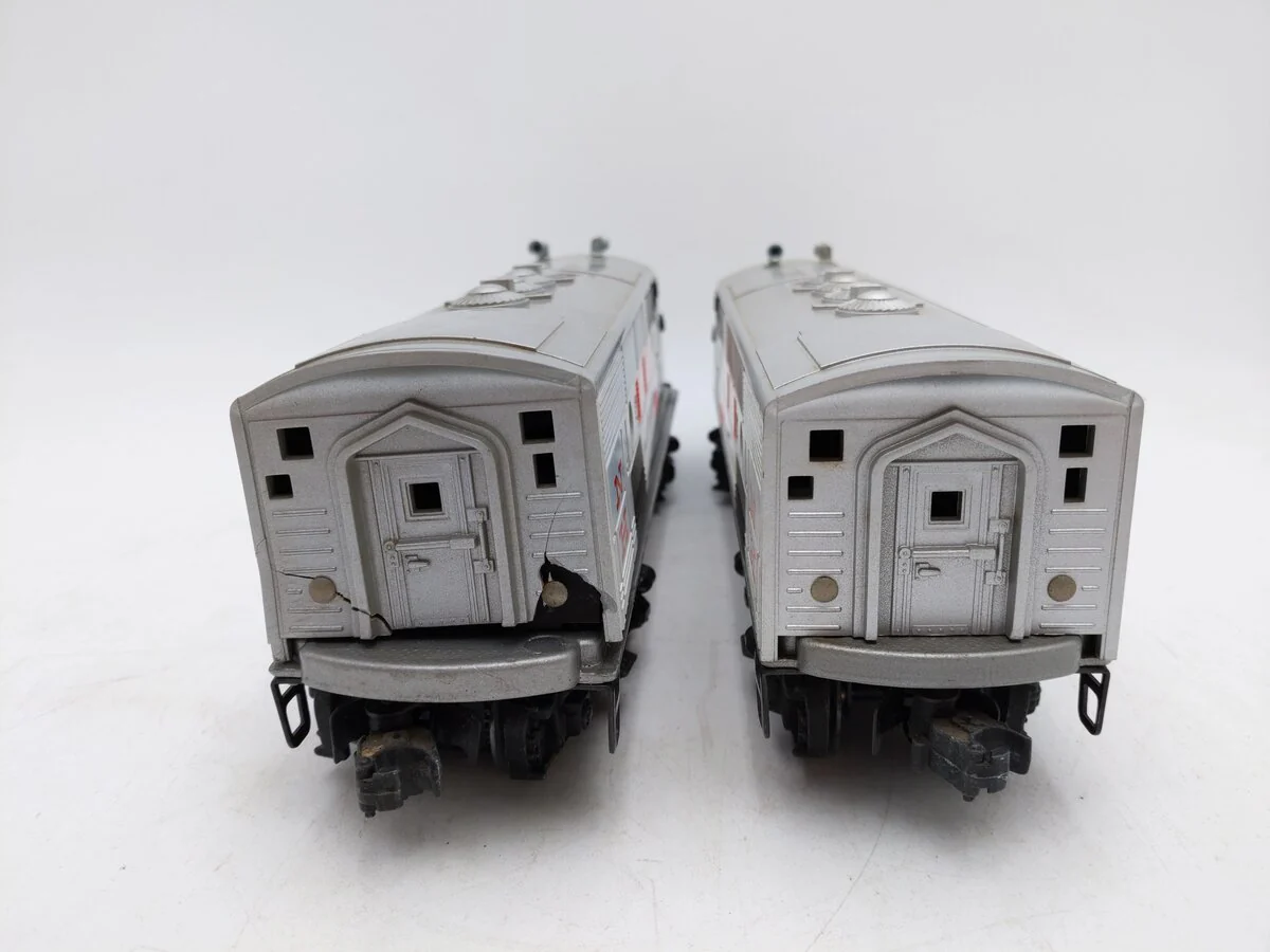 Lionel 6-8851 O Gauge New Haven F3 AA Diesel Locomotive Set #8851/8852 - Image 6
