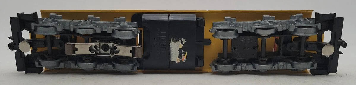 Lionel 6-8961 O Southern Pacific U36C Non-Powered Diesel Locomotive #8961 EX - Image 4