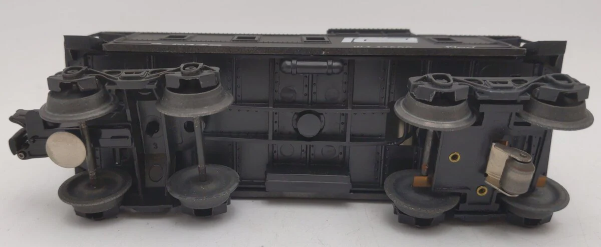Lionel 6-9172 O Gauge Penn Central Lighted Caboose EX/Box - Image 6