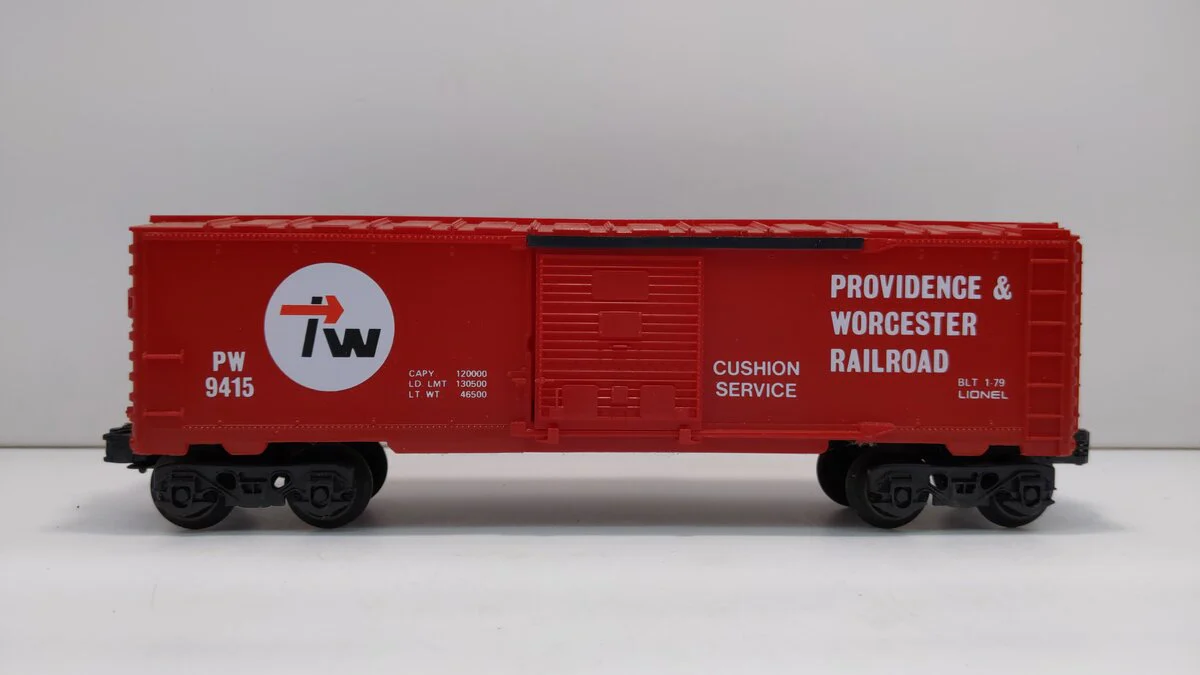 Lionel 6-9415 O Gauge Providence & Worcester Boxcar LN