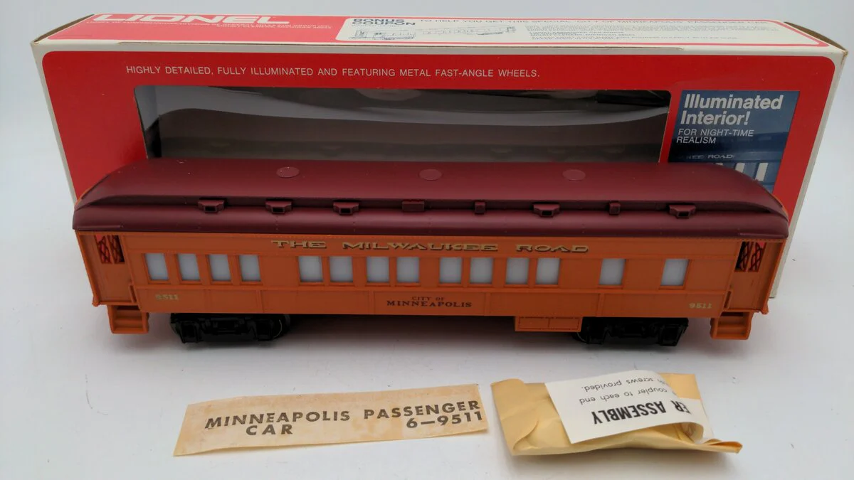 Lionel 6-9511 O Gauge Milwaukee Road "City Of Minneapolis" Passenger Car EX/Box