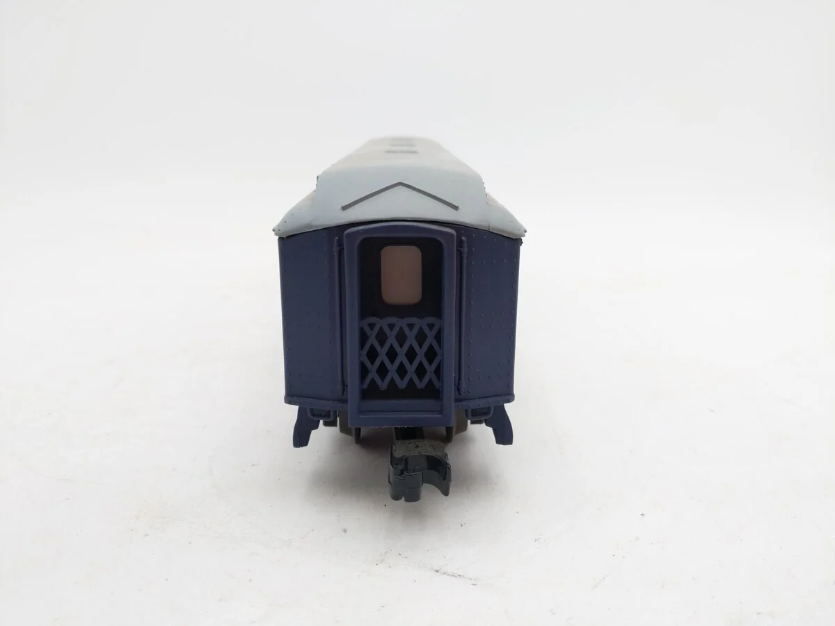 Lionel 6-9525 O Gauge Baltimore & Ohio "Emerald Brook" Passenger Car EX - Image 4