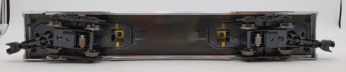 Lionel 6-9579 O Gauge Burlington "Silver Kettle" Aluminum Vista Dome Car EX/Box - Image 4