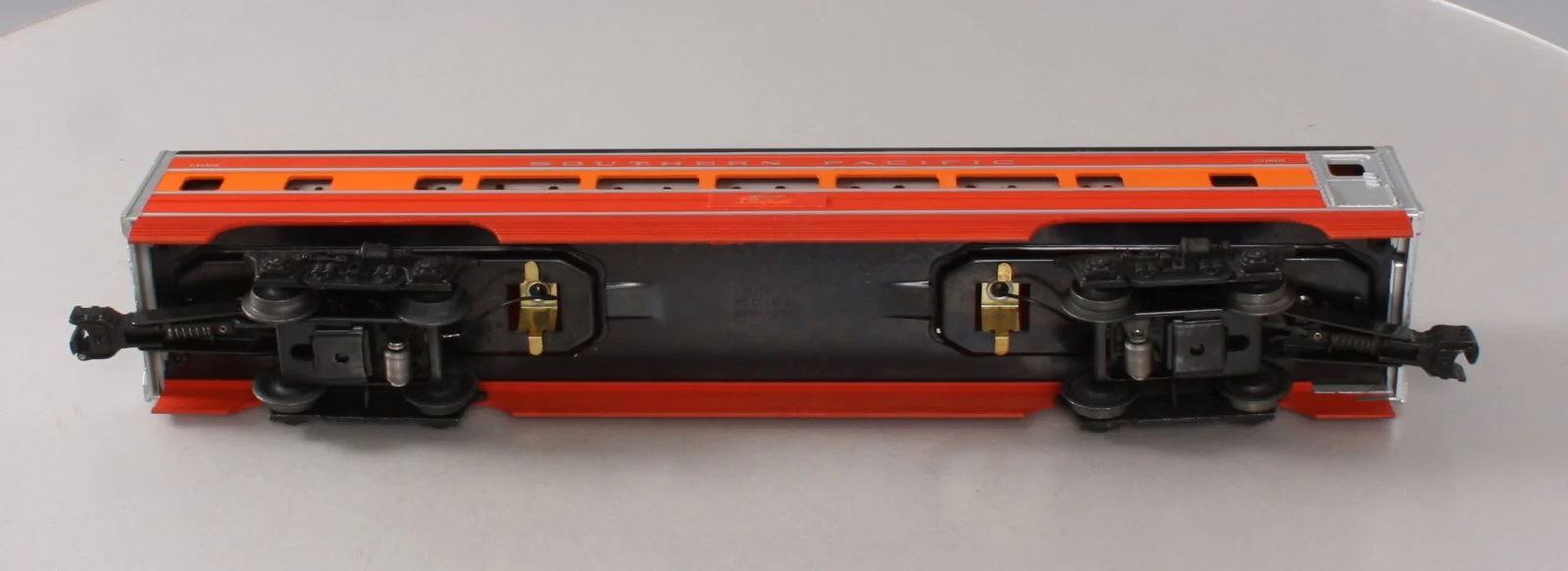 Lionel 6-9592 O Gauge Southern Pacific Daylight Aluminum Passenger Car LN/Box - Image 8