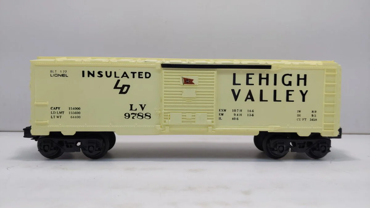 Lionel 6-9788 O Gauge Lehigh Valley Boxcar EX/Box - Image 4