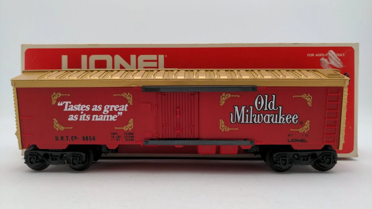 Lionel 6-9856 O Gauge Old Milwaukee Beer Billboard Reefer Car EX/Box