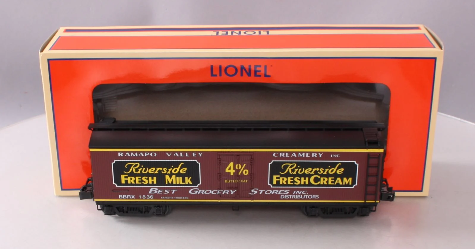 Lionel 658286 O Gauge METCA Riverside Milk Car #1836 NIB