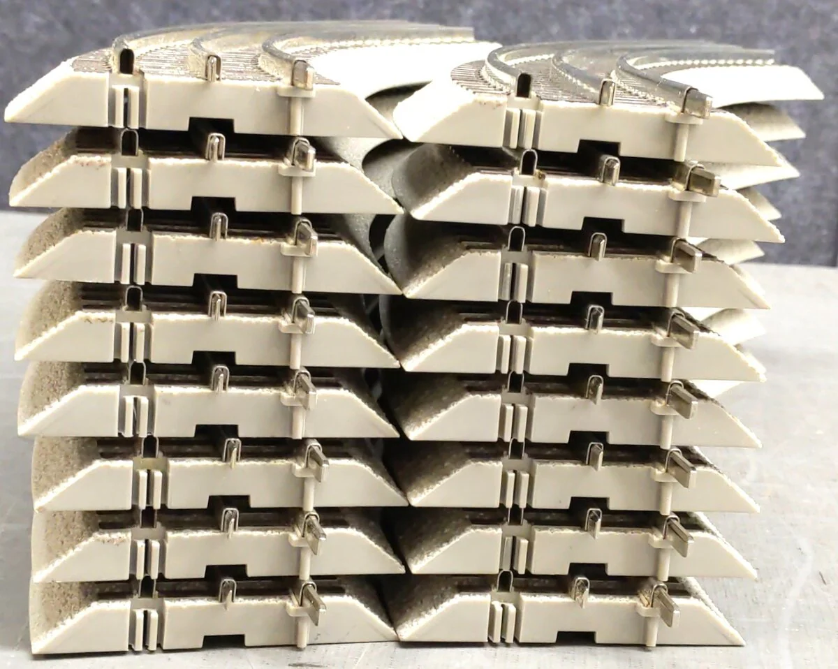 Lionel 71-2033265 O36 Curved Track FasTrack (16) EX - Image 3