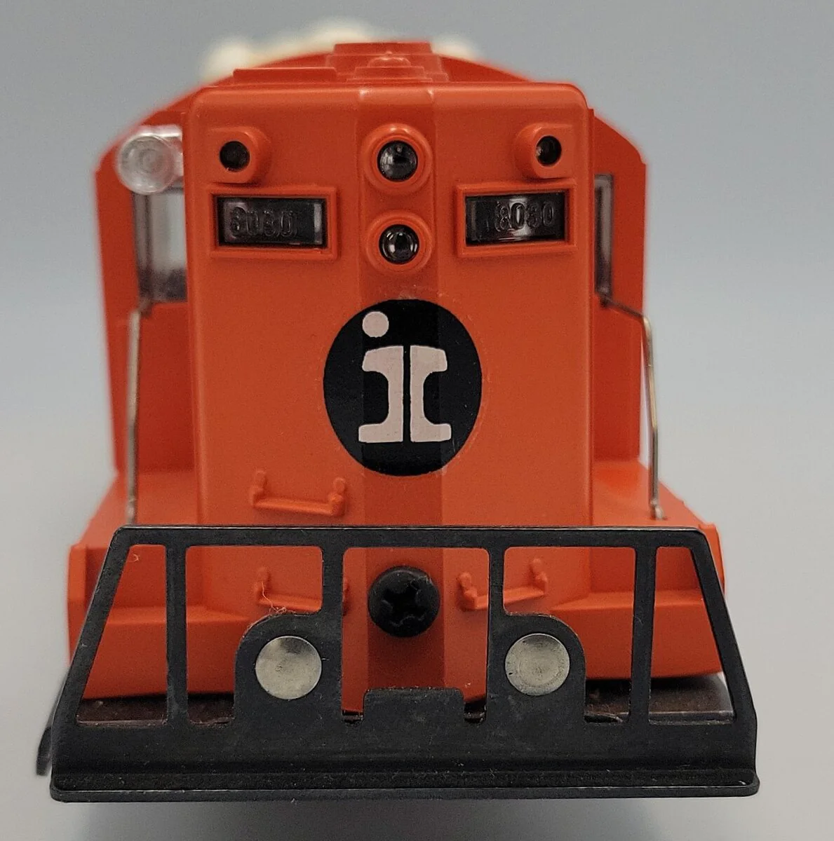 Lionel 8030-2 Illinois Central GP-9 Diesel Locomotive Shell with Frame Assembly - Image 3