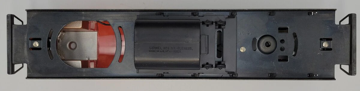 Lionel 8030-2 Illinois Central GP-9 Diesel Locomotive Shell with Frame Assembly - Image 5