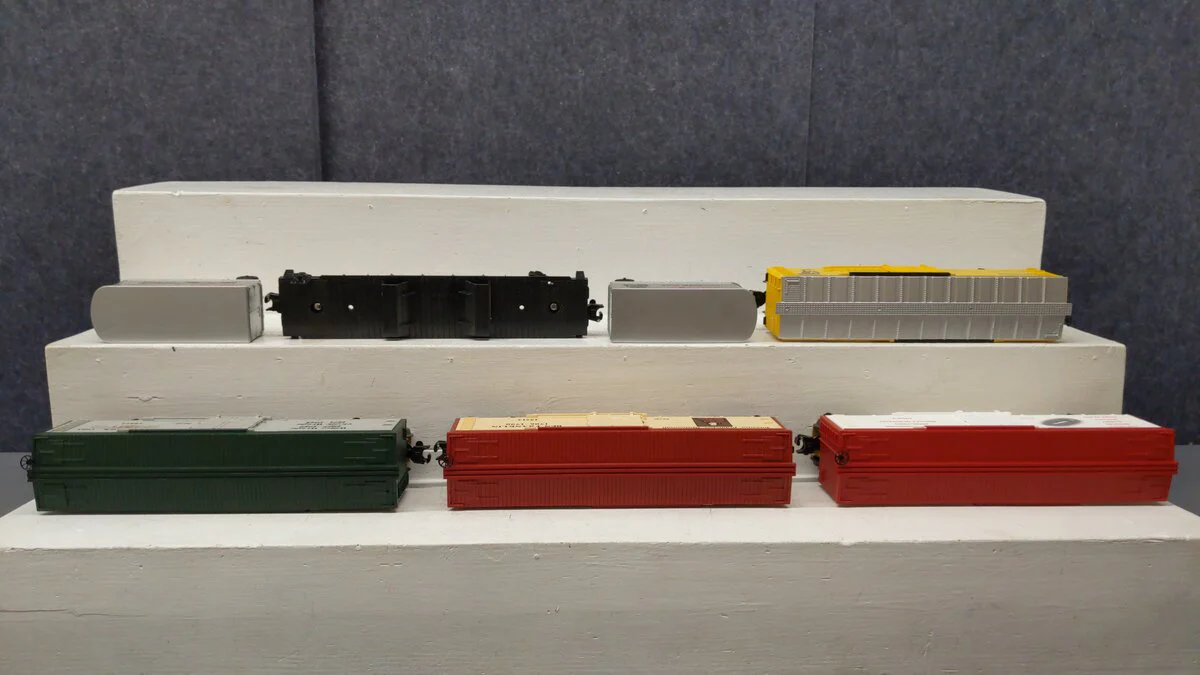 Lionel Assorted O Gauge Freight Cars [5] LN/Box - Image 4