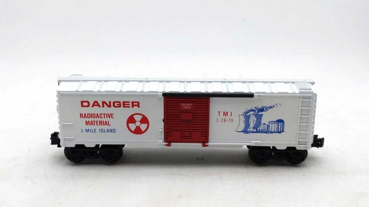 Lionel Newbraugh Brothers O Gauge TMI 3 Three Mile Island Danger Box Car EX - Image 2