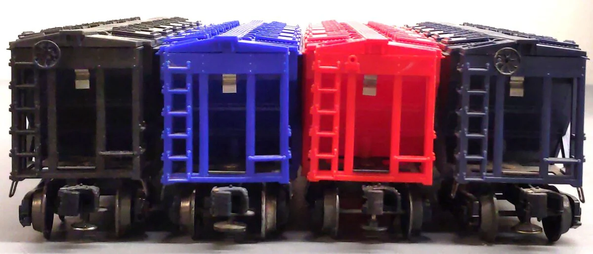 Lionel O Gauge Assorted Hoppers: 9117, 9135, 9135, 6436 [4] VG - Image 5