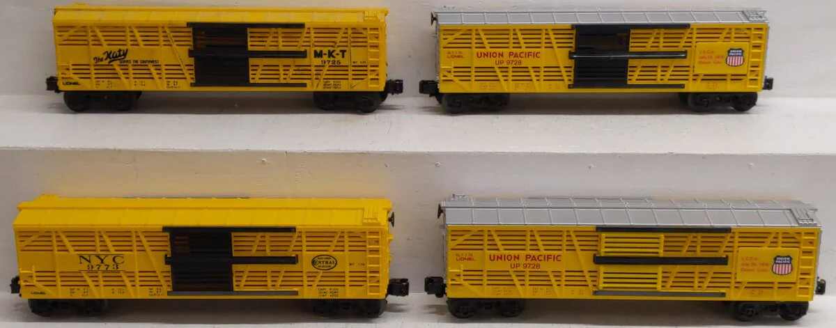 Lionel O Gauge Assorted Stock Freight Cars [4] VG