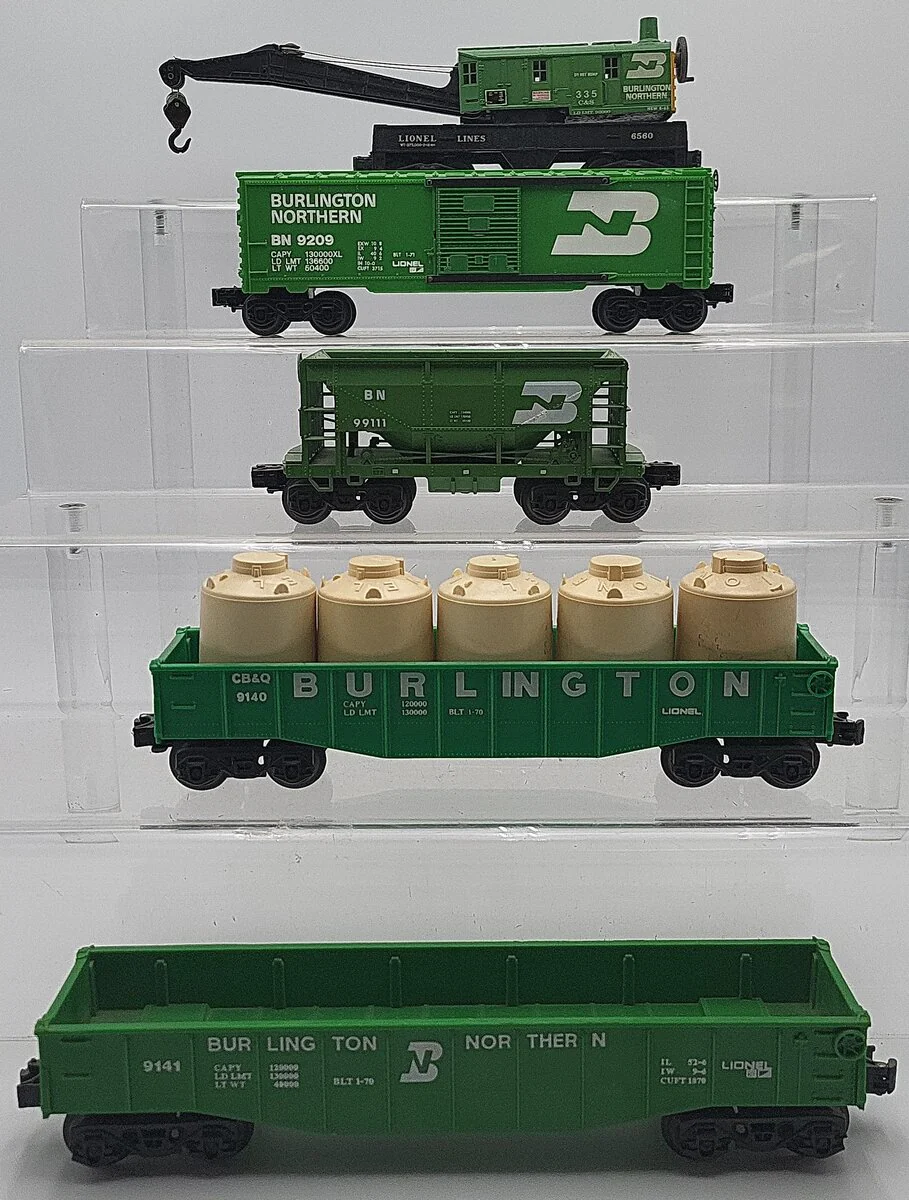 Lionel & Other O Gauge BN Assorted Freight Cars: 9209, 9141, 9140 [5] VG