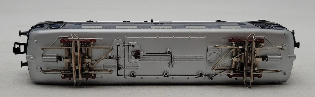 Marklin 3034 HO Scale DB E41024 Electric Locomotive EX/Box - Image 4
