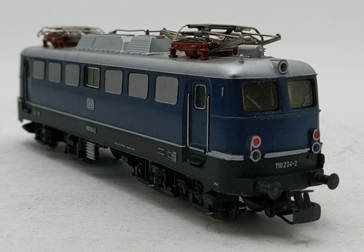 Marklin 3039 HO Scale DB E10238 Electric Locomotive EX/Box - Image 6