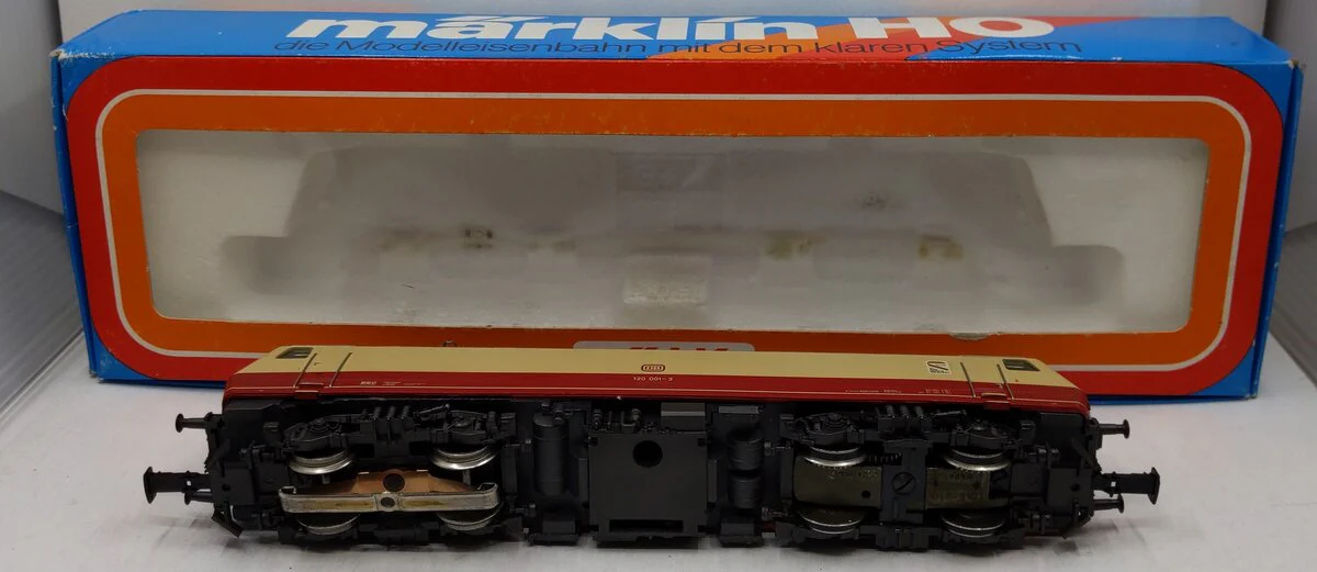 Marklin 3153 HO Deutsche Bundesbahn (DB) Electric Locomotive #12 001-3 EX/Box - Image 3