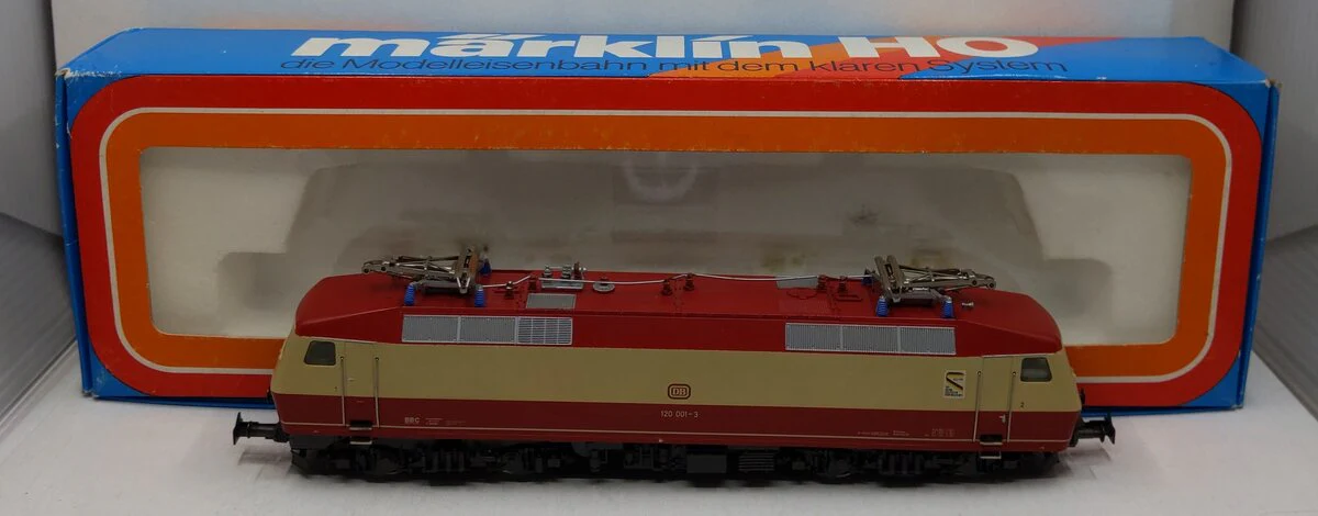Marklin 3153 HO Deutsche Bundesbahn (DB) Electric Locomotive #12 001-3 EX/Box - Image 4
