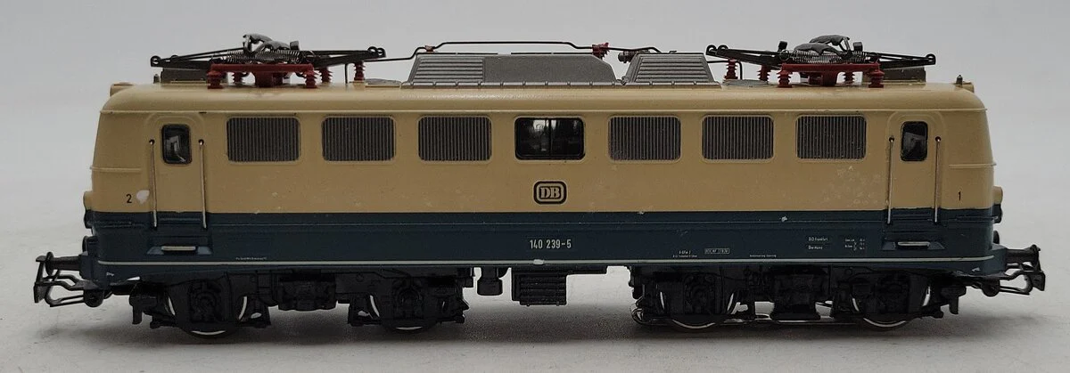 Marklin 3156 HO Scale DB 140 239-S Electric Locomotive EX/Box - Image 2