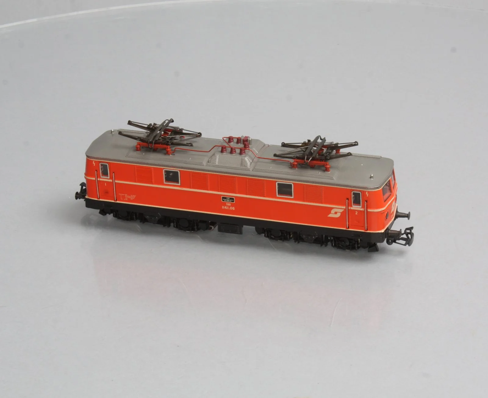 Marklin 3166 HO Scale ÖBB BR 1141 Electric Locomotive EX/Box - Image 2