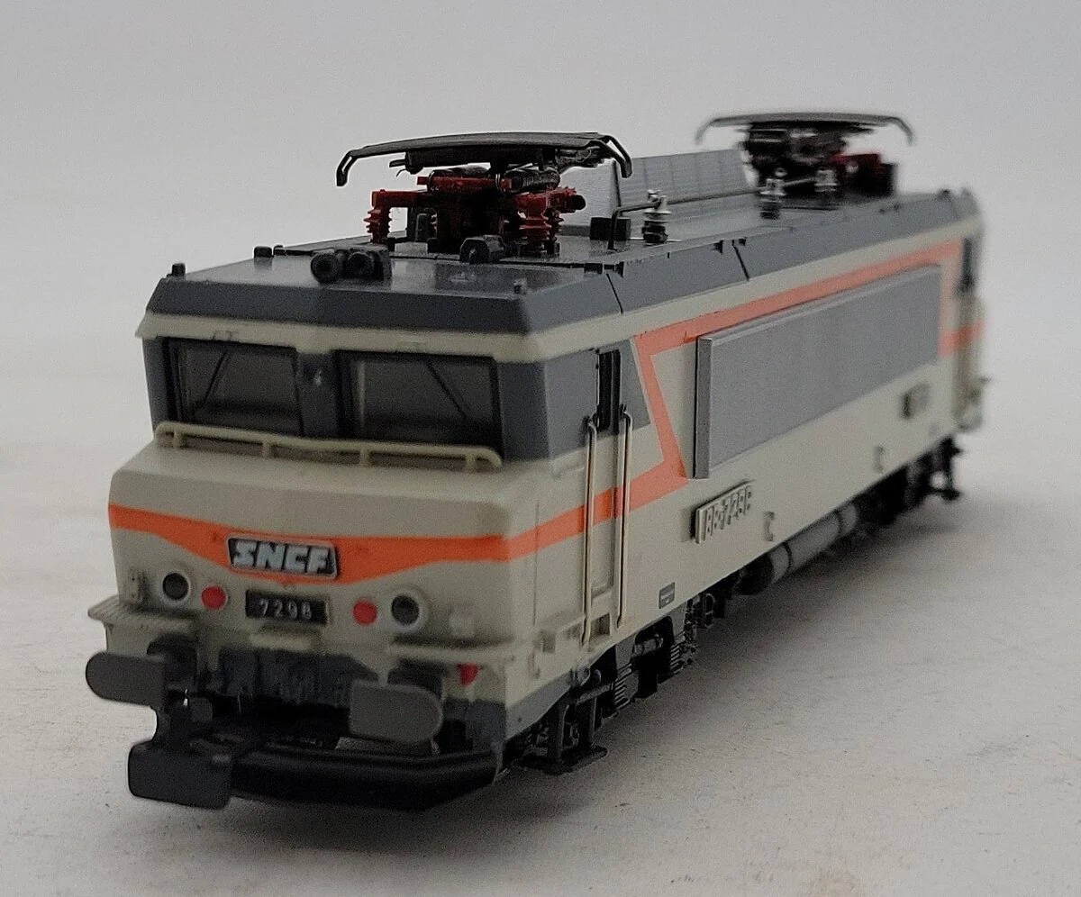 Marklin 3325 HO Scale SNCF Serie BB 7200 Electric Locomotive EX/Box - Image 5