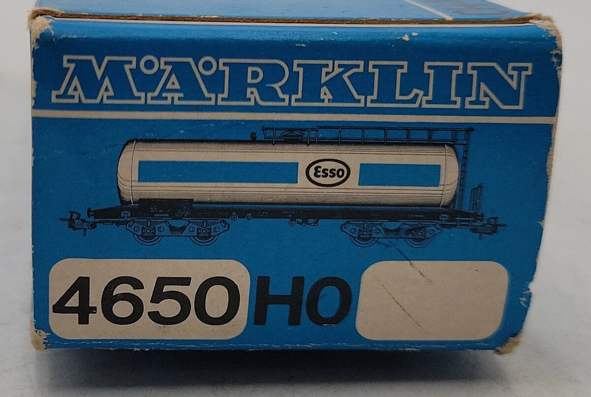Marklin 4650 HO Scale ESSO Tank Car EX/Box - Image 6