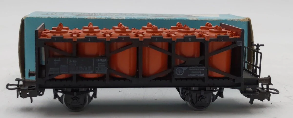 Marklin 4657 HO Scale Acid Tank Car EX/Box - Image 2