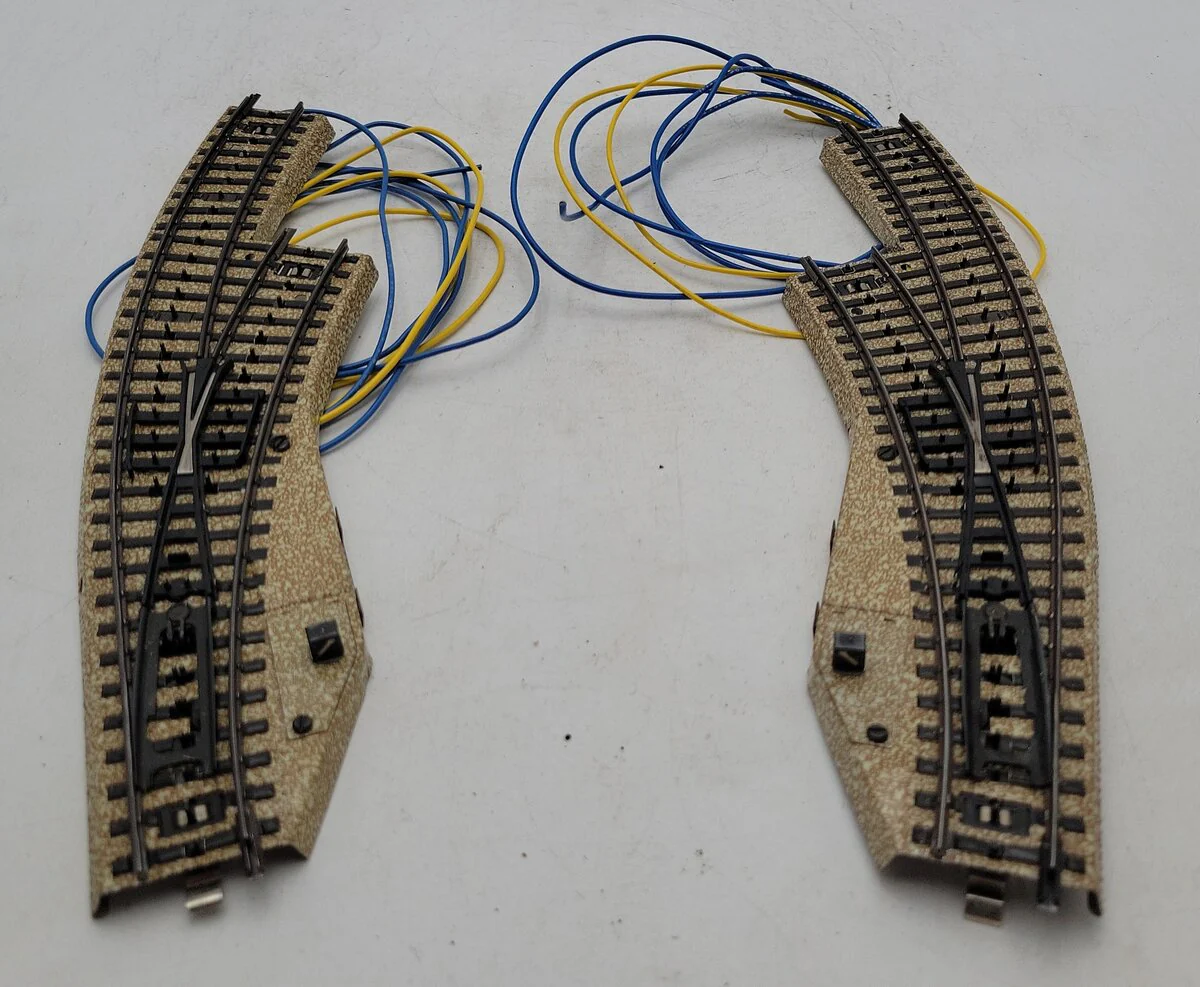 Marklin 5140 HO Curved Electric 2-Way Switches/Turnouts (Pair of 2) EX - Image 2