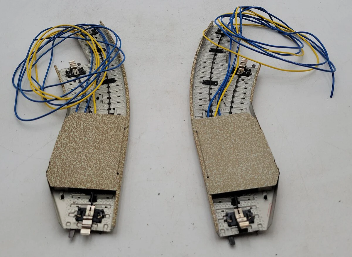 Marklin 5140 HO Curved Electric 2-Way Switches/Turnouts (Pair of 2) EX - Image 3