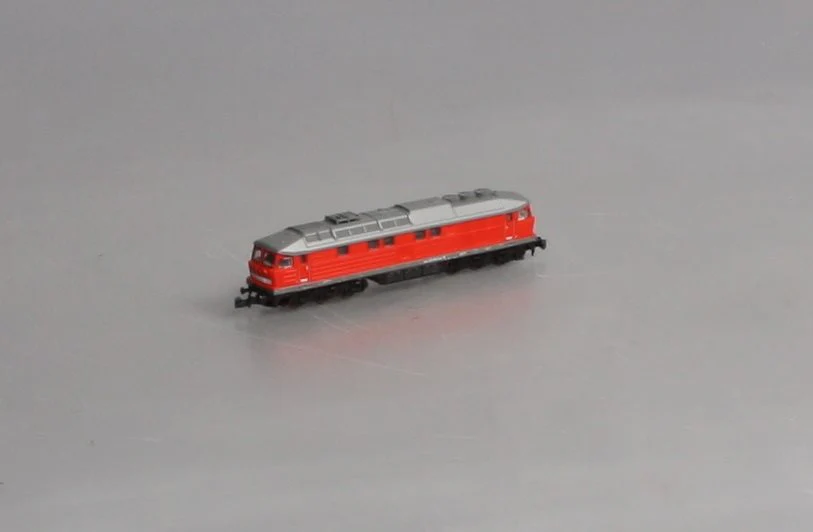 Marklin 88133 Z Scale DB Class 232 Diesel Locomotive - Image 5