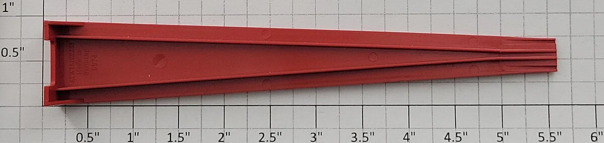 Marklin 8974 Red Rolling Stock Railing Ramp - Image 3