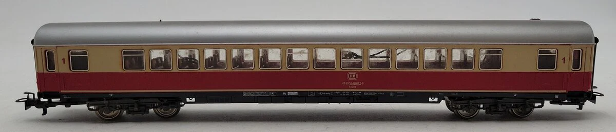 Marklin HO Scale 6180 18-70 042-6 DB Passenger Car EX - Image 2