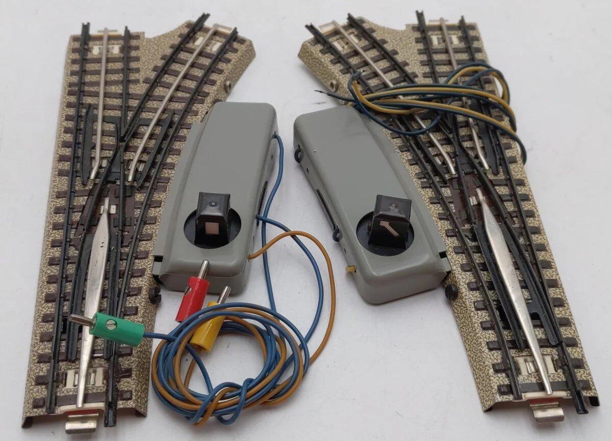 Marklin PR3600 HO Left & Right Turnout Switches VG/Box - Image 2