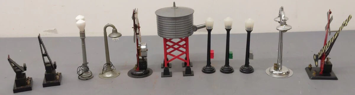Marx Vintage O Gauge Accessories #417,065,078,072,073,429,438,428 [9] VG - Image 4