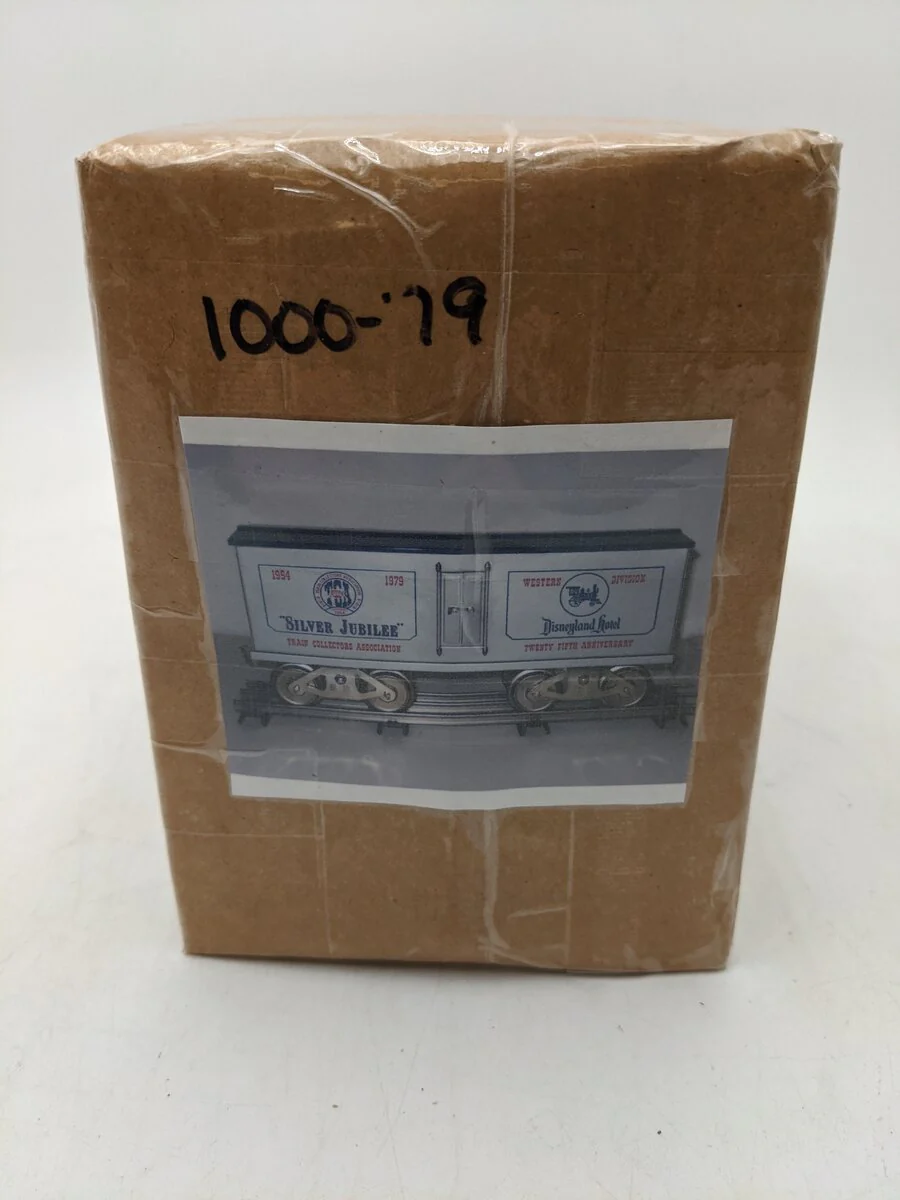 McCoy 1000-79 STD Gauge TCA "Silver Jubilee" 1954-1979 Disneyland Hotel Boxcar EX/Box - Image 5