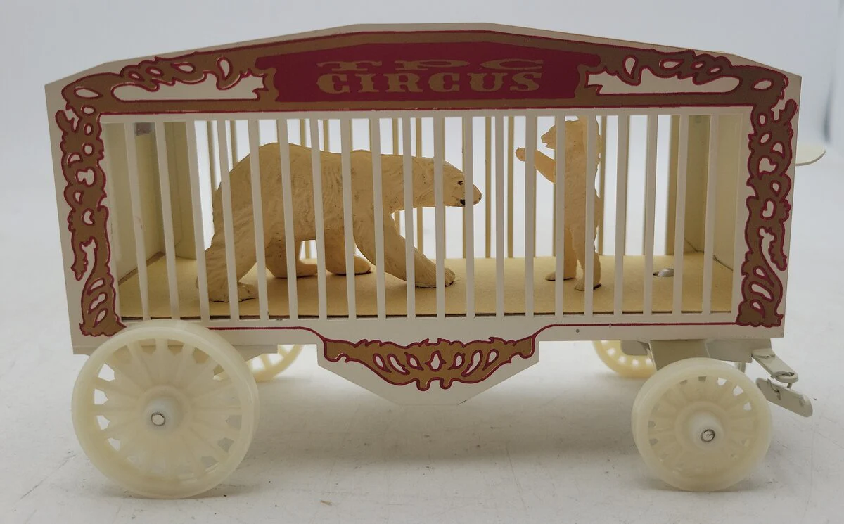 McCoy 256F Standard Gauge Circus Car w/ Gorilla and Polar Bear Wagon EX/Box - Image 6