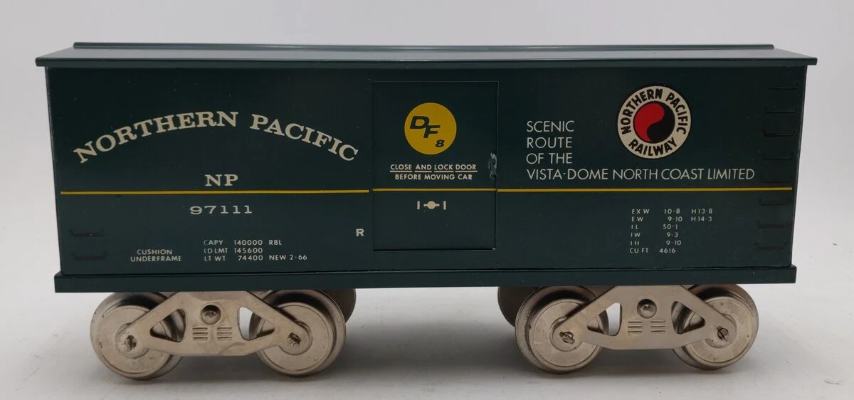 McCoy 97111 Standard Gauge Northern Pacific Boxcar EX/Box - Image 2