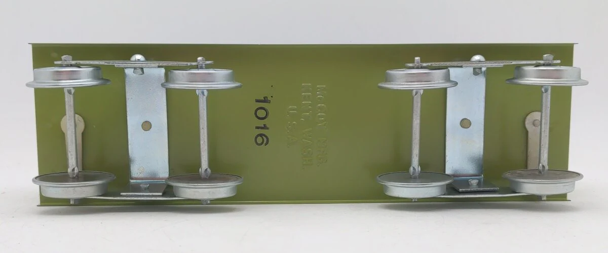 McCoy Standard Gauge Anheuser-Busch Green Box Car VG/Box - Image 4
