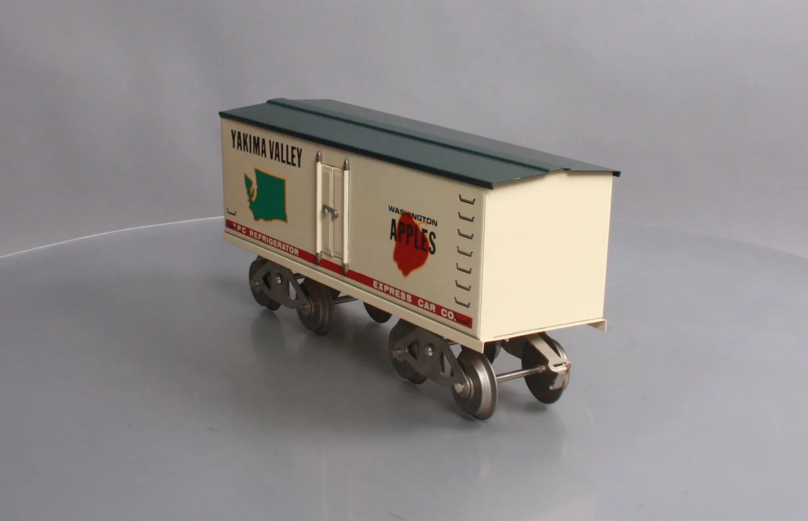 McCoy Standard Gauge Yakima Valley Washington Apples Reefer LN/Box - Image 3