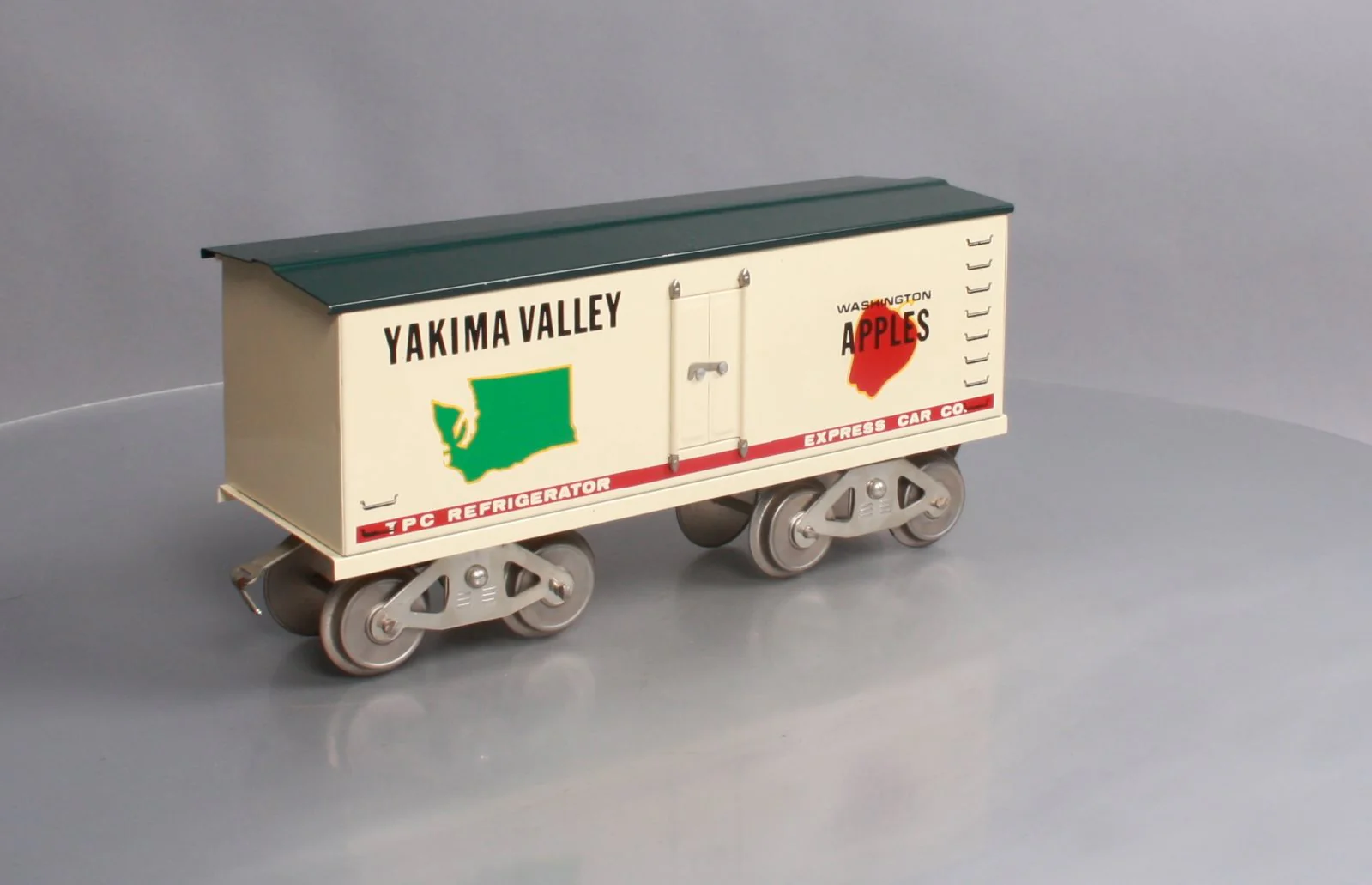 McCoy Standard Gauge Yakima Valley Washington Apples Reefer LN/Box - Image 5