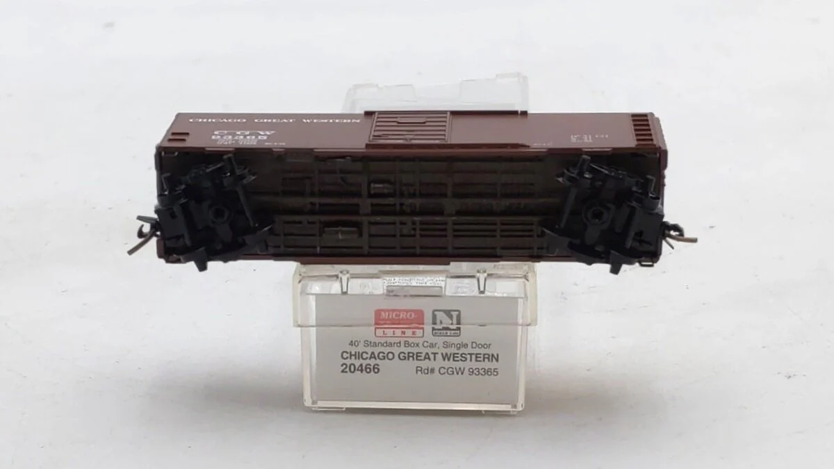 Micro-Trains 02000466 N Chicago Great Western 40' Standard Boxcar #93365 EX/Box - Image 2