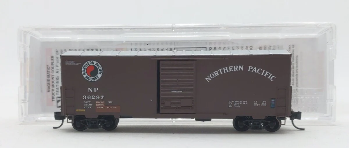 Micro-Trains 02400600 N Northern Pacific 40' Standard Boxcar #36297 LN/Box