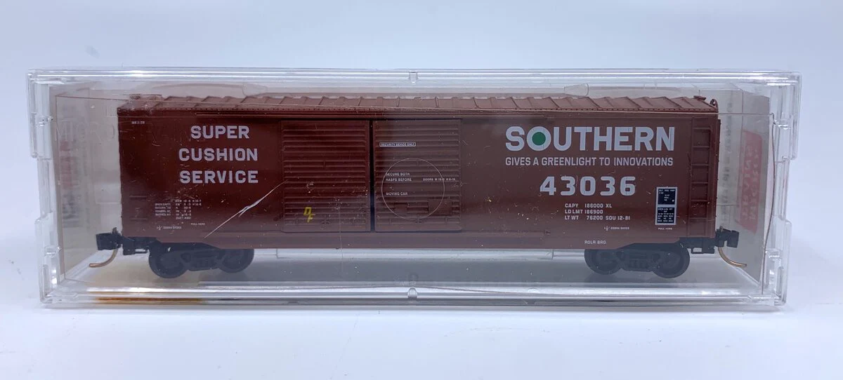 Micro-Trains 03700030 N Southern Railway 50' Double Door Boxcar #43036 LN/Box