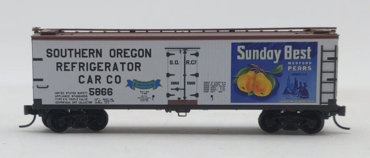 Micro-Trains 04900944 N Scale Southern Oregon Refrigerator Car #5866 EX/Box - Image 2