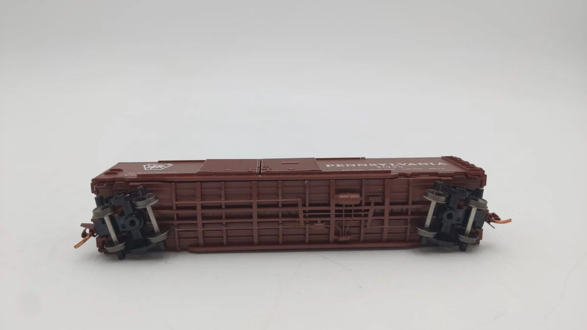 Micro-Trains 07800010 N Pennsylvania 50' Double Side Door Auto Boxcar #81999 LN/Box - Image 3